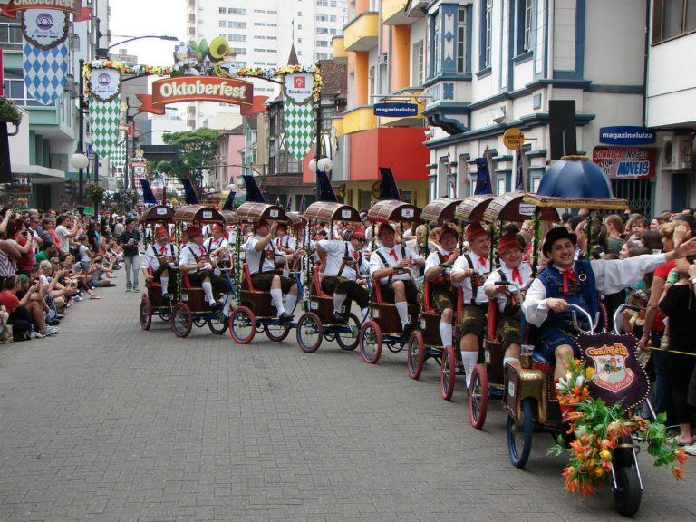 Oktoberfest Blumenau: o que saber antes de ir