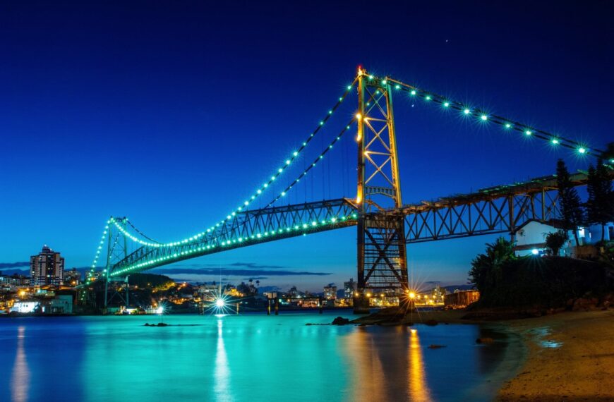 o que fazer a noite em florianopolis