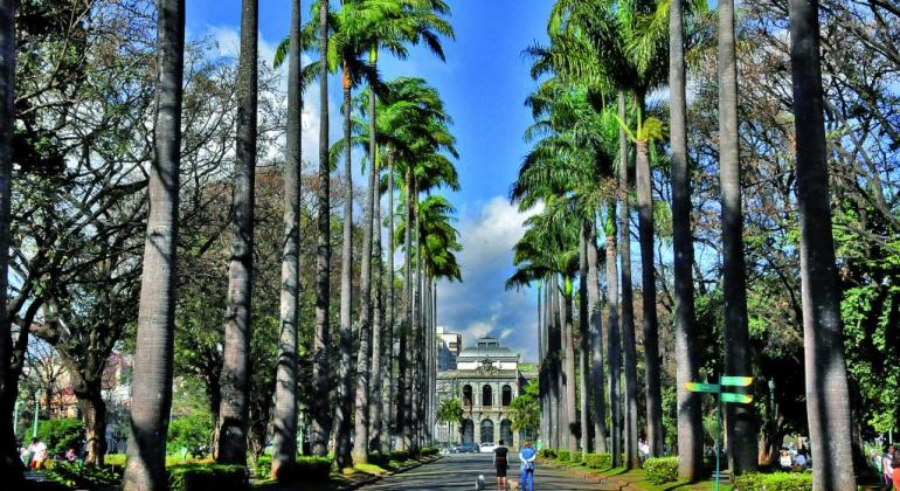 Praça da Liberdade, um dos lugares para visitar em BH